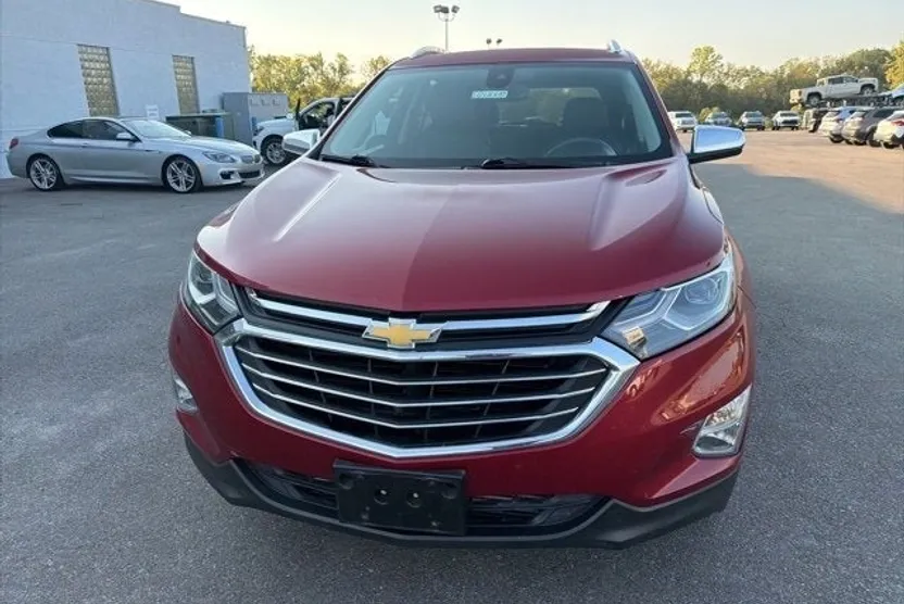 2018 Chevrolet Equinox Premier photo 1