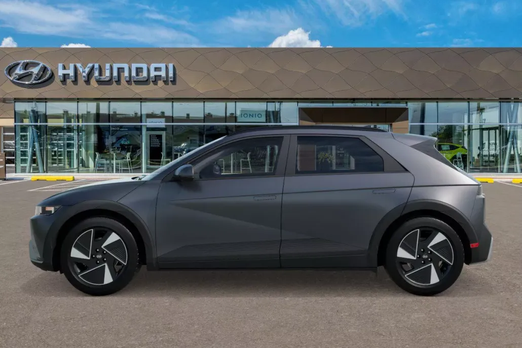 2025 Hyundai Ioniq 5 SEL photo 1