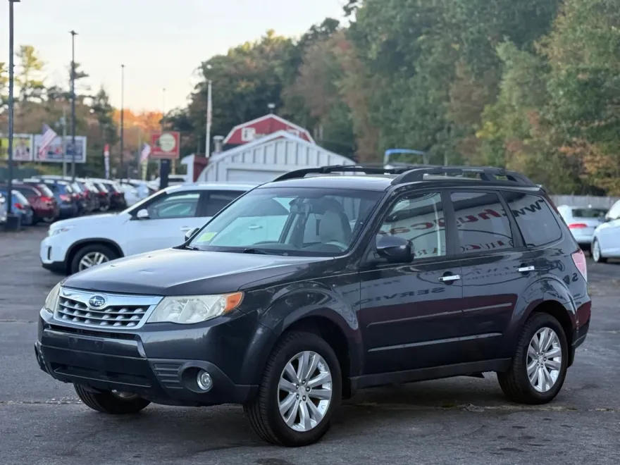 2012 Subaru Forester 2.5X Limited Sport photo 1