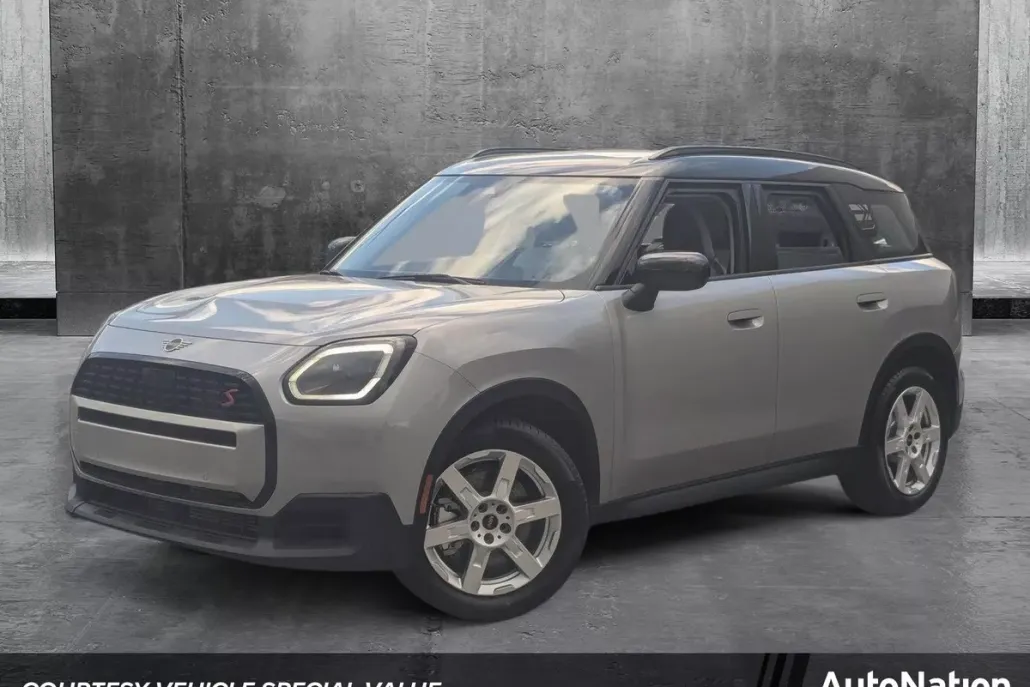 2025 Mini Countryman ALL4 S photo 1