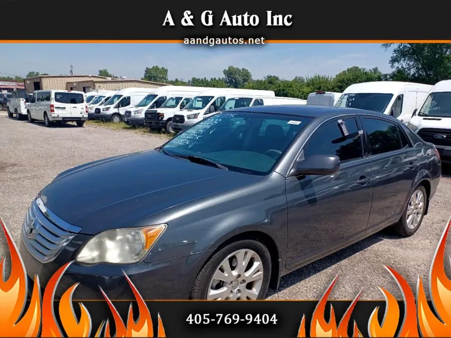 2008 Toyota Avalon XLS photo 1