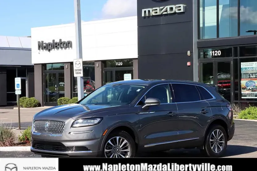 2022 Lincoln Nautilus Standard photo 1