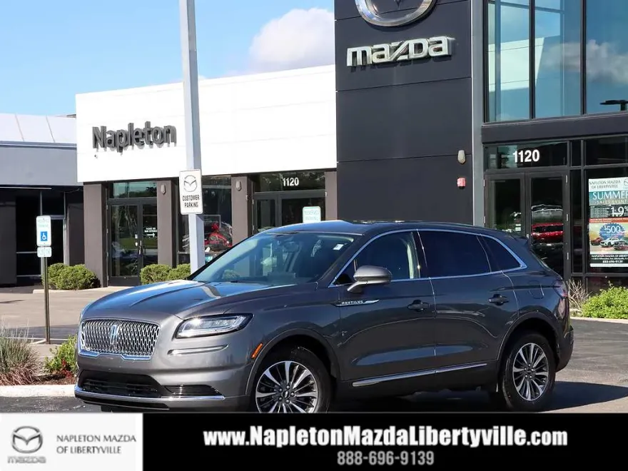 2022 Lincoln Nautilus Standard photo 1