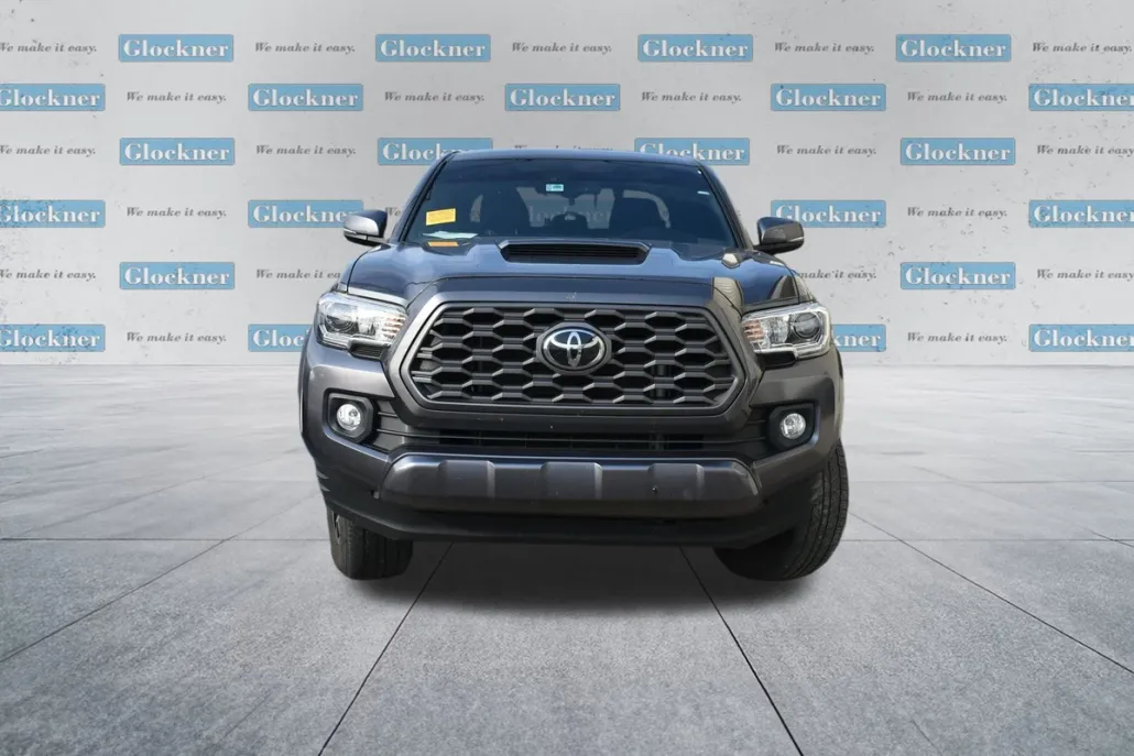 2022 Toyota Tacoma TRD Sport photo 1