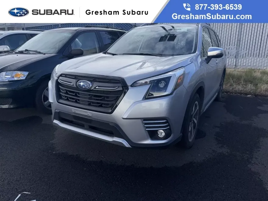 2023 Subaru Forester Touring photo 1