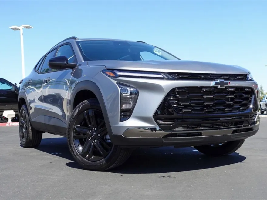 2026 Chevrolet Trax ACTIV photo 1