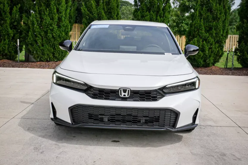 2025 Honda Civic Sport Hatchback photo 1