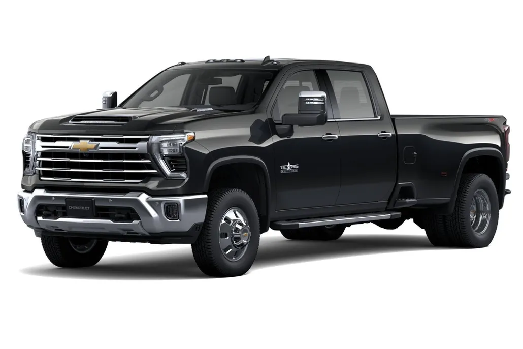 2026 Chevrolet Silverado 3500HD LTZ photo 1
