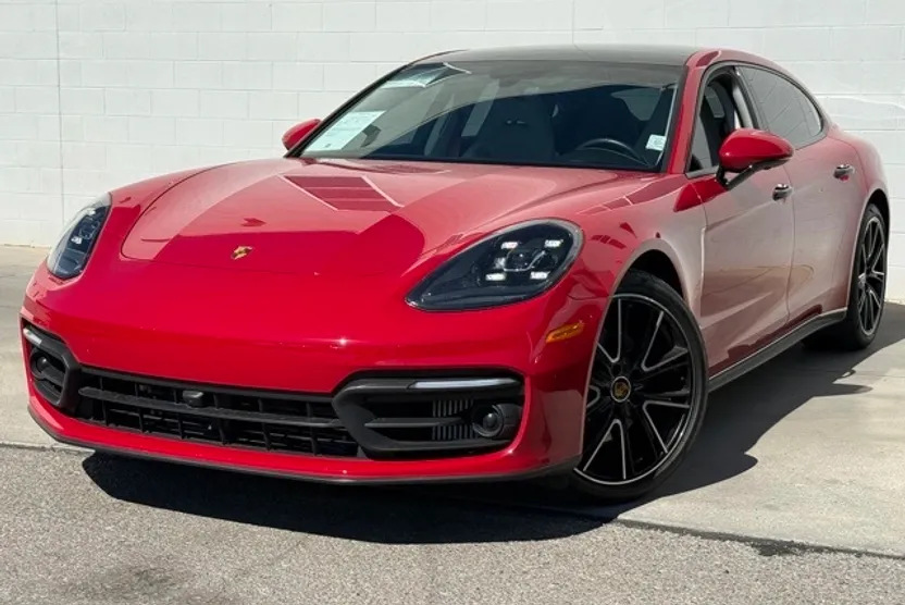 2023 Porsche Panamera 4 Executive photo 1