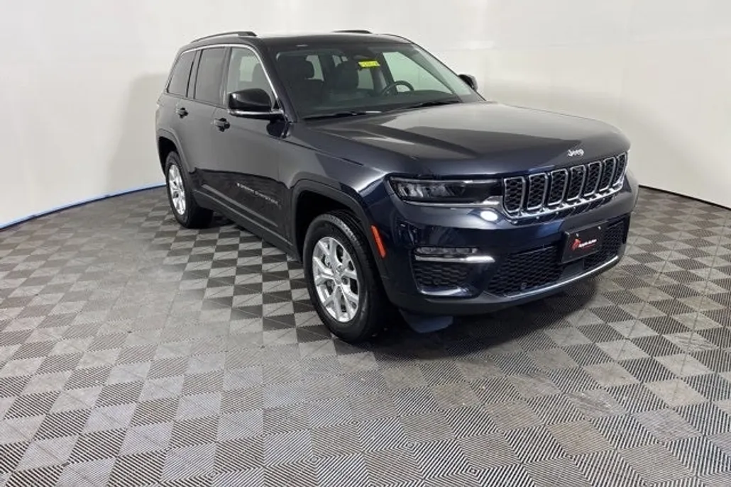 2023 Jeep Grand Cherokee Limited photo 1