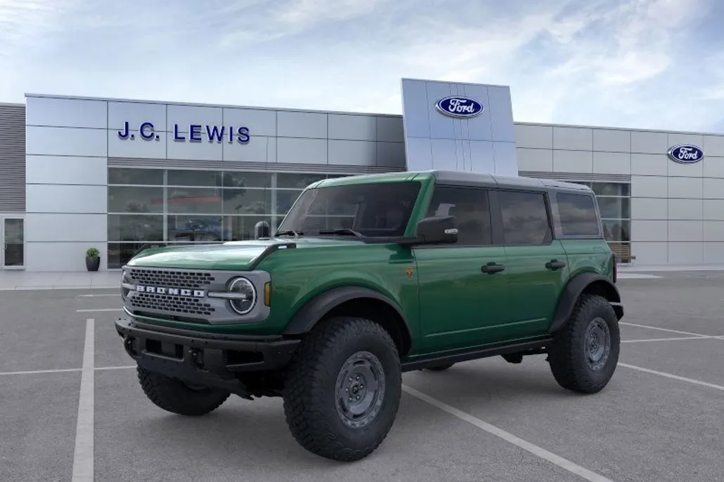 2025 Ford Bronco Badlands photo 1