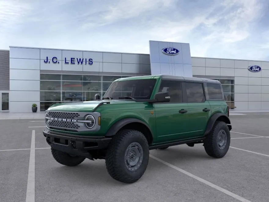 2025 Ford Bronco Badlands photo 1