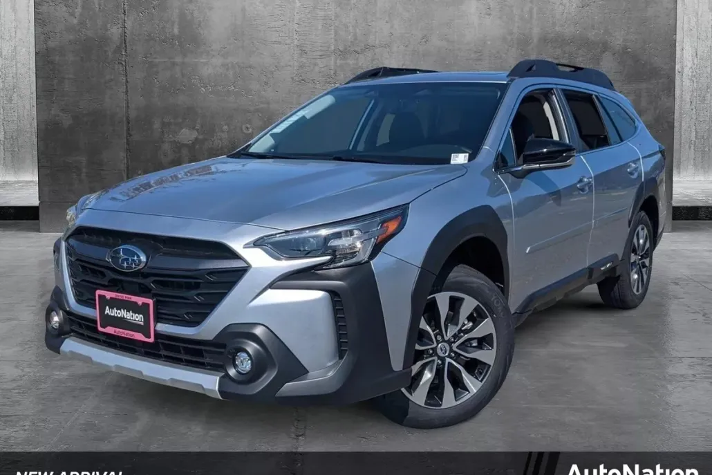 2025 Subaru Outback Limited photo 1