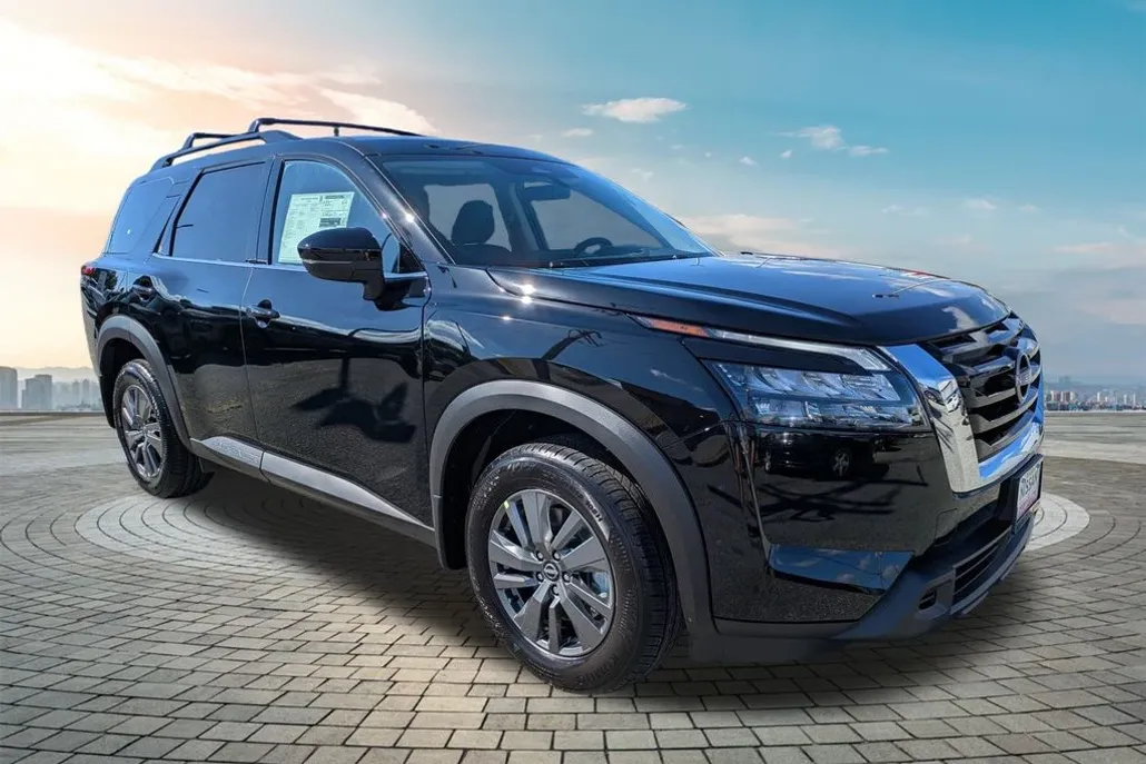 2025 Nissan Pathfinder SV photo 1