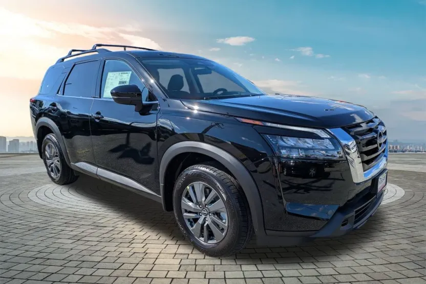 2025 Nissan Pathfinder SV photo 1