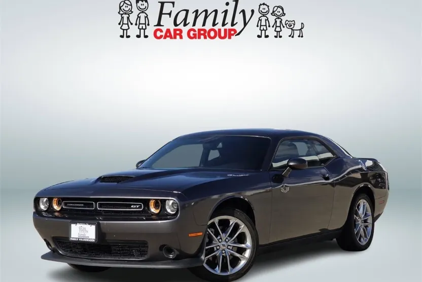 2023 Dodge Challenger GT photo 1