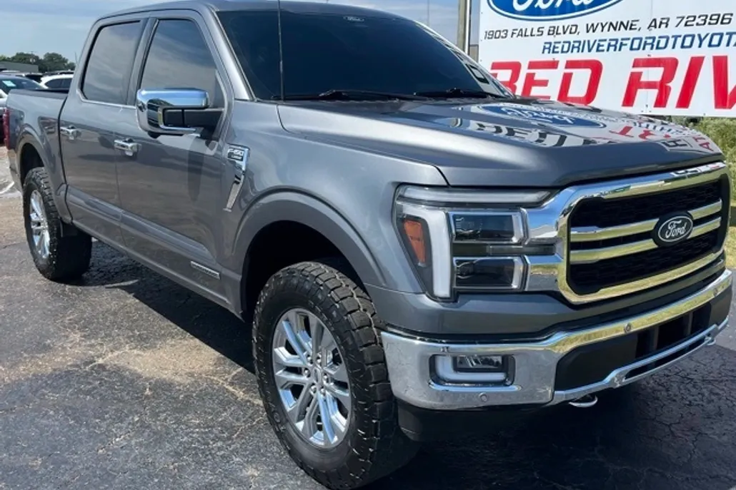 2024 Ford F-150 Lariat photo 1