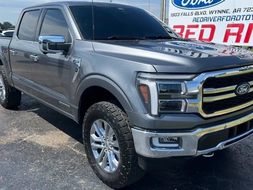 2024 Ford F-150 Lariat photo 1