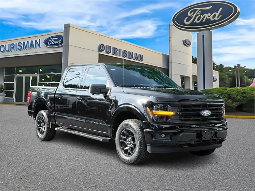 2025 Ford F-150 XLT photo 1