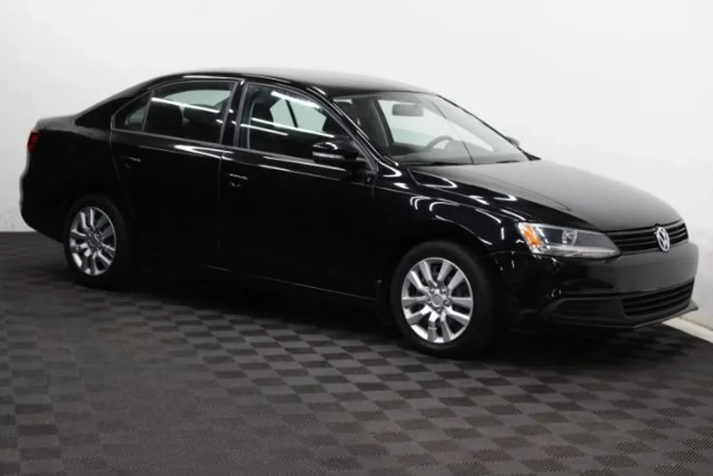 2012 Volkswagen Jetta 2.5L SE photo 1