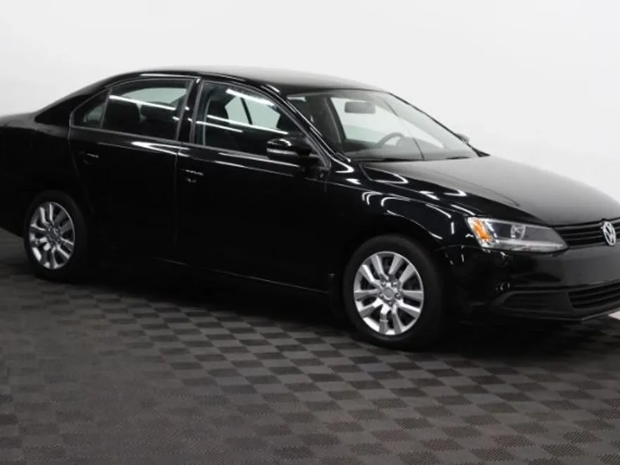 2012 Volkswagen Jetta 2.5L SE photo 1