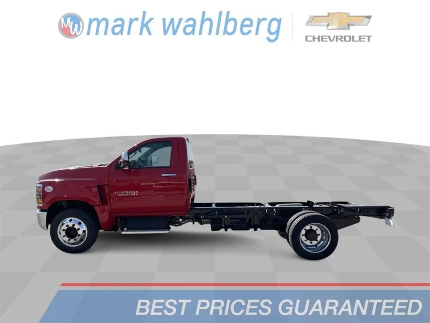 2024 Chevrolet Silverado 6500HD Work Truck photo 1