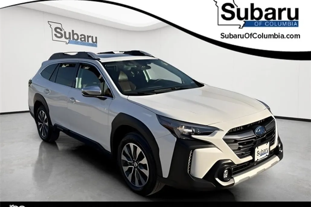 2023 Subaru Outback Touring XT photo 1