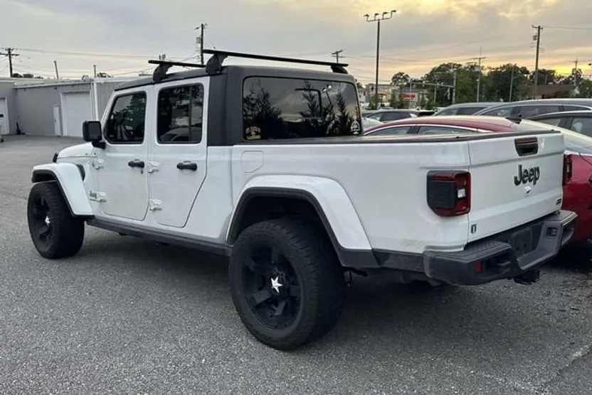 2021 Jeep Gladiator Overland photo 1
