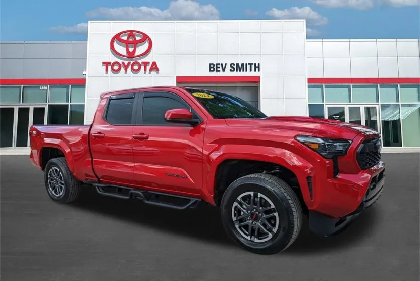 2024 Toyota Tacoma TRD Sport photo 1