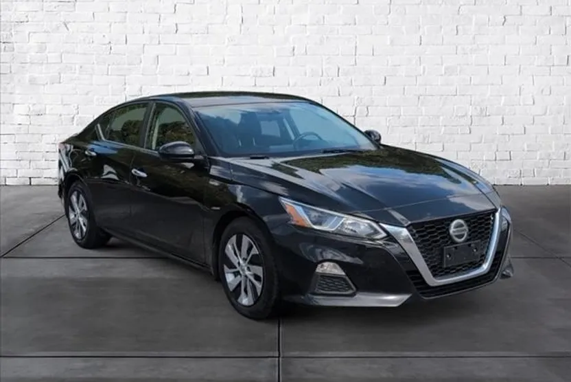 2020 Nissan Altima 2.5 S photo 1