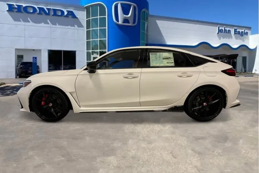 2025 Honda Civic Type R photo 1