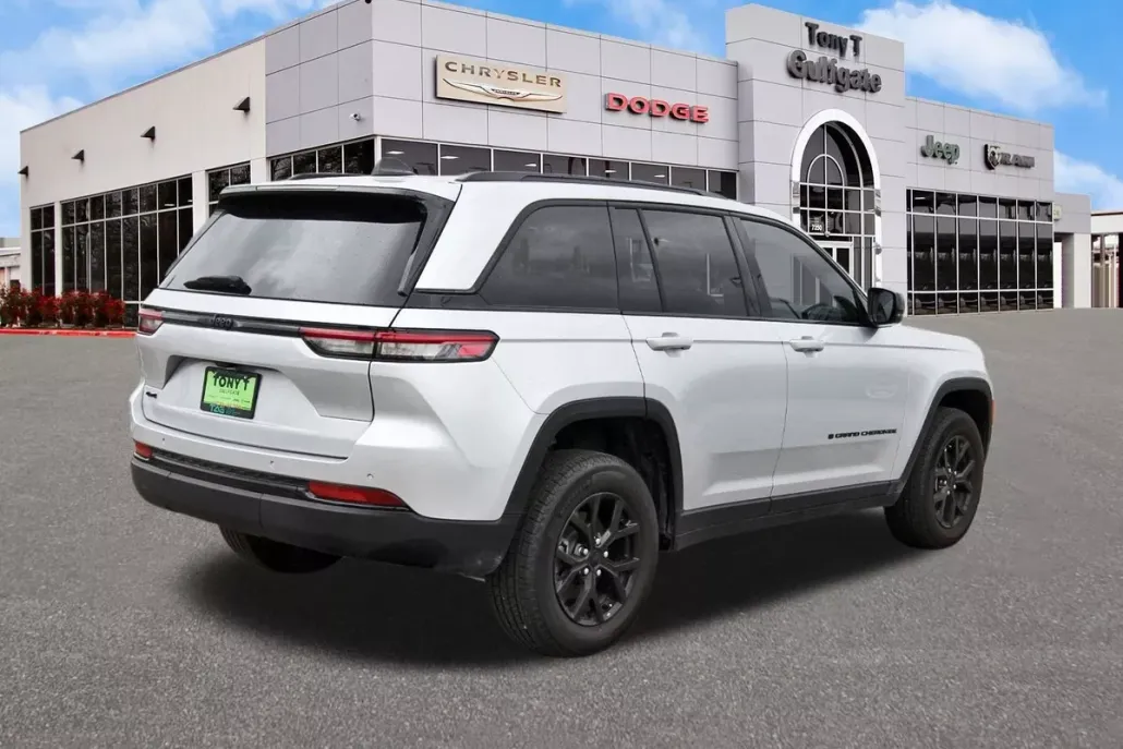 2024 Jeep Grand Cherokee Altitude X photo 1