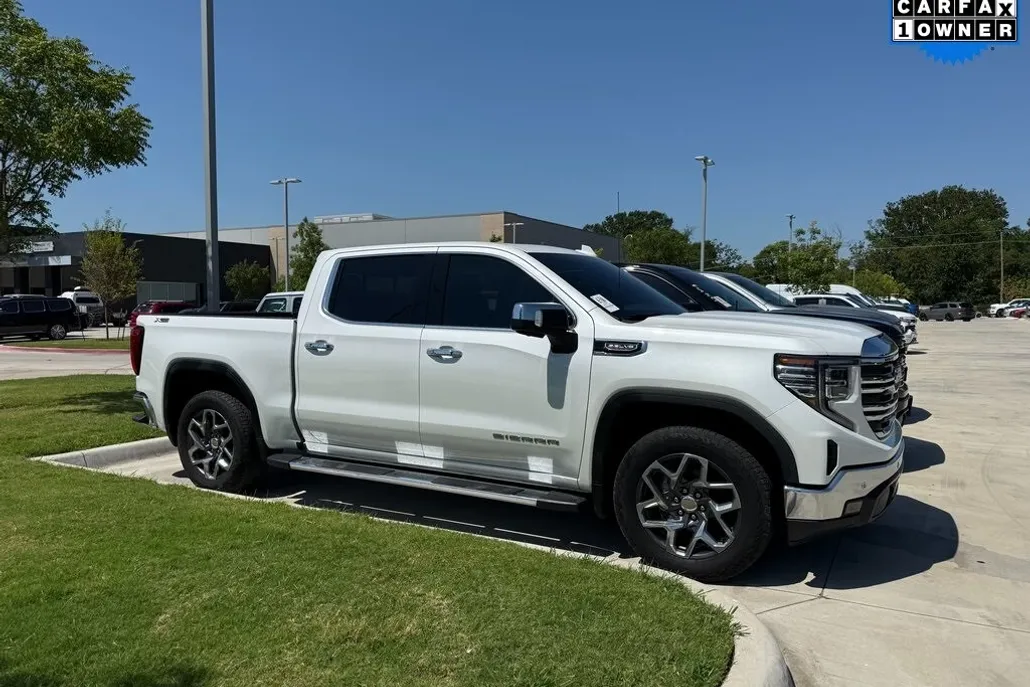 2022 Gmc Sierra 1500 SLT photo 1