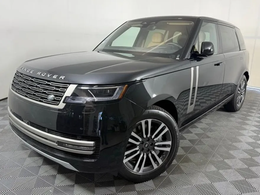 2025 Land Rover Range Rover SE photo 1