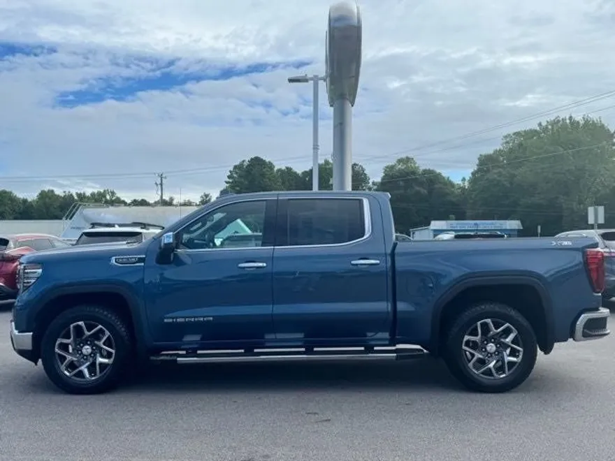 2024 Gmc Sierra 1500 SLT photo 1