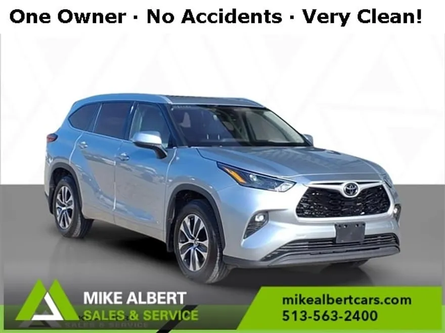 2022 Toyota Highlander XLE photo 1