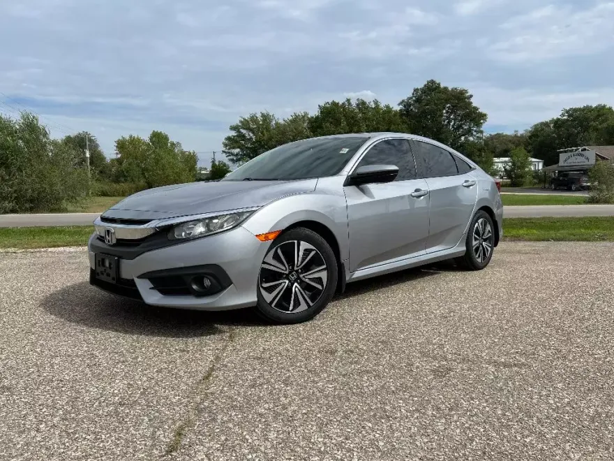 2017 Honda Civic EX-L photo 1