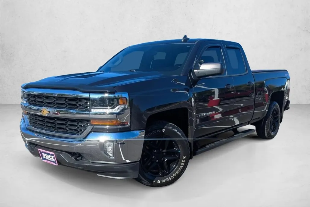 2016 Chevrolet Silverado 1500 LT photo 1