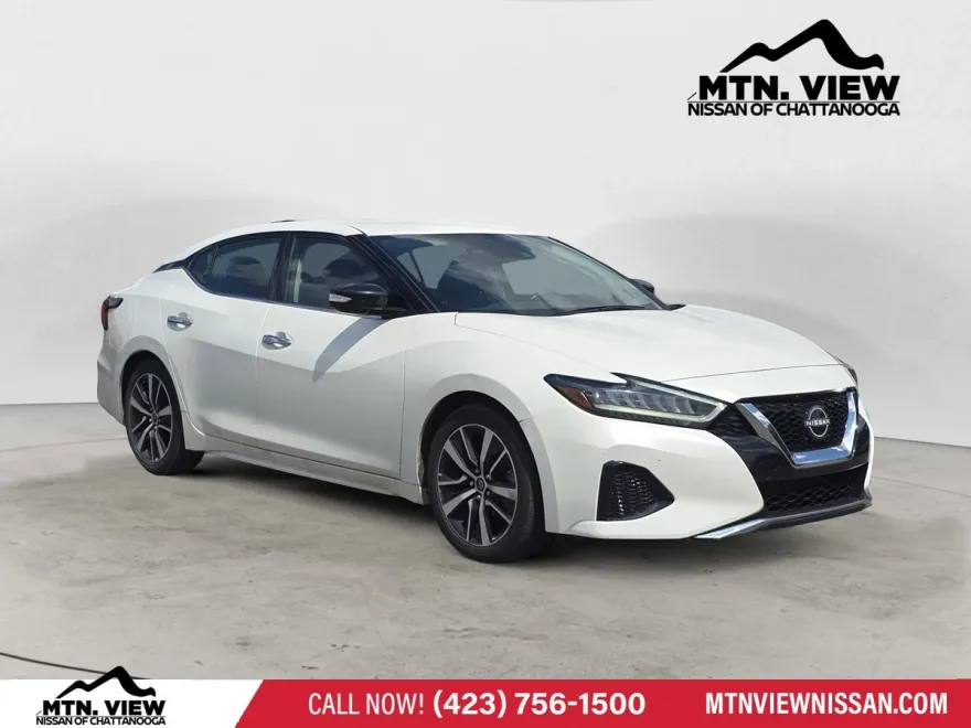 2023 Nissan Maxima SV photo 1