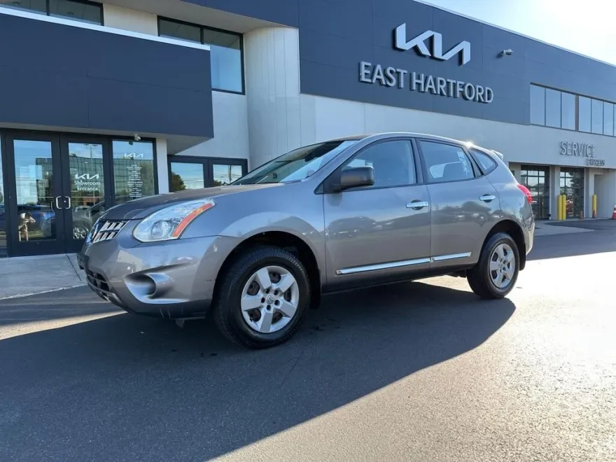 2012 Nissan Rogue S photo 1