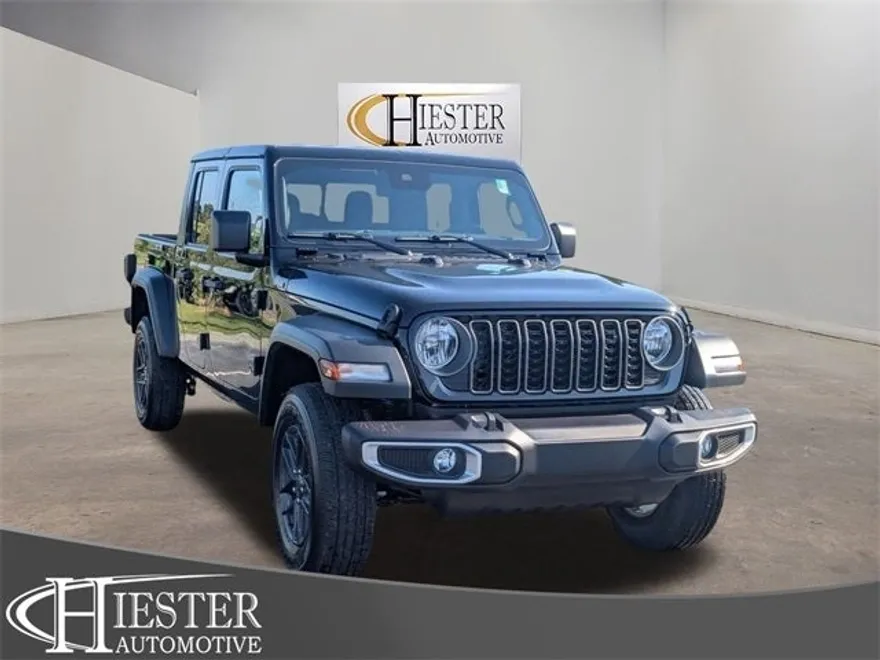 2025 Jeep Gladiator Sport S photo 1