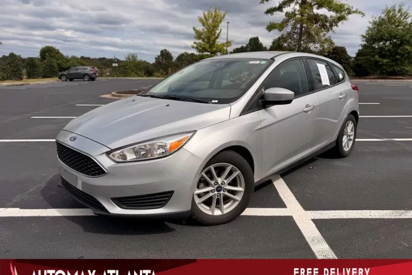 2018 Ford Focus SE photo 1
