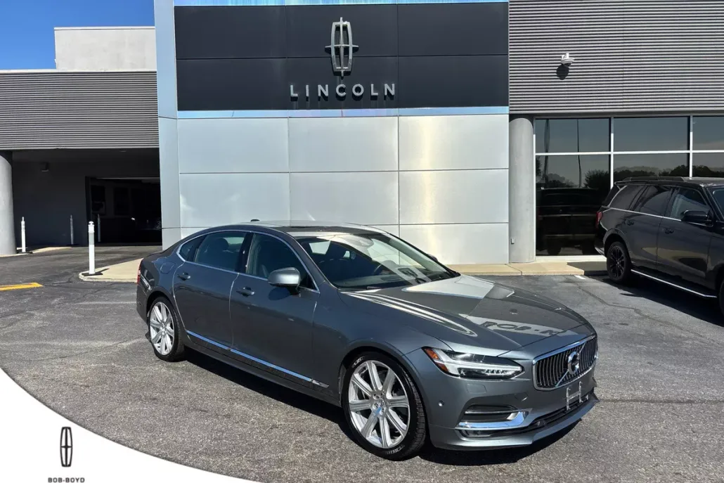 2019 Volvo S90 T6 Inscription photo 1