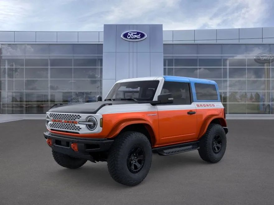 2025 Ford Bronco First Edition photo 1