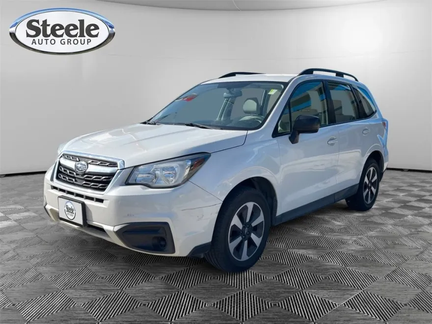 2018 Subaru Forester 2.5i photo 1