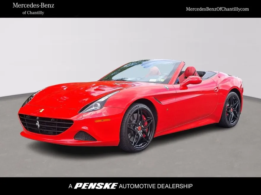 2016 Ferrari California T photo 1