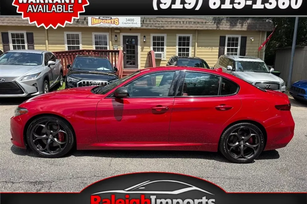2019 Alfa Romeo Giulia Ti photo 1