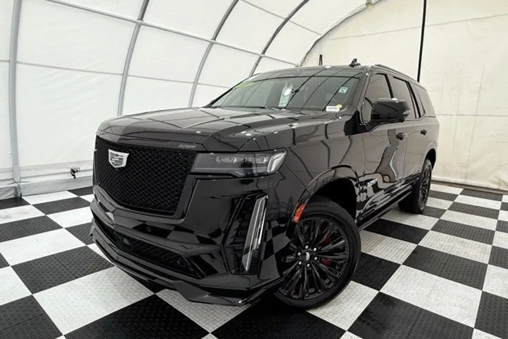2024 Cadillac Escalade V-Series photo 1