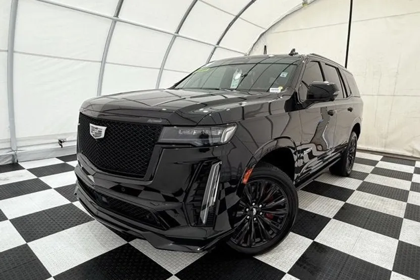 2024 Cadillac Escalade V-Series photo 1