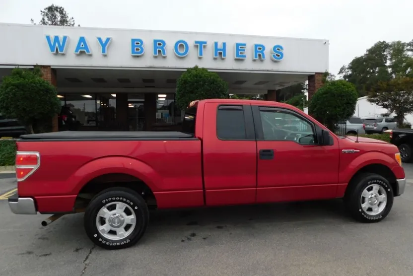 2012 Ford F-150 XLT photo 1